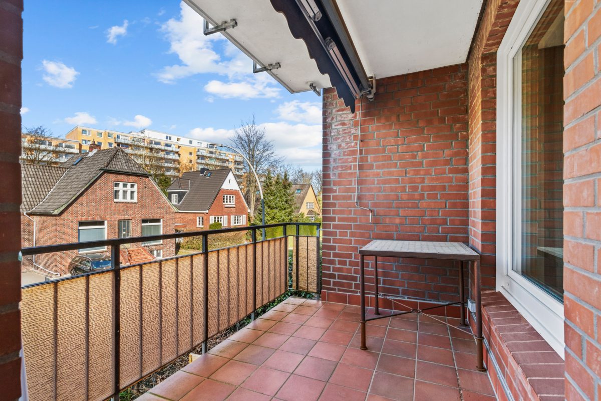 Immobilienangebot - Halstenbek - Alle - Lichtdurchfluteter Wohntraum: Sehr gepflegte 3-Zimmer-Wohnung mit einladendem Balkon