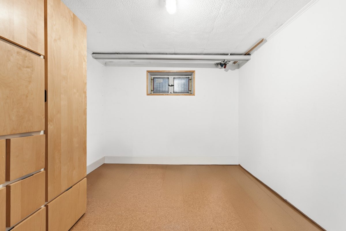 Immobilienangebot - Halstenbek - Alle - Lichtdurchfluteter Wohntraum: Sehr gepflegte 3-Zimmer-Wohnung mit einladendem Balkon