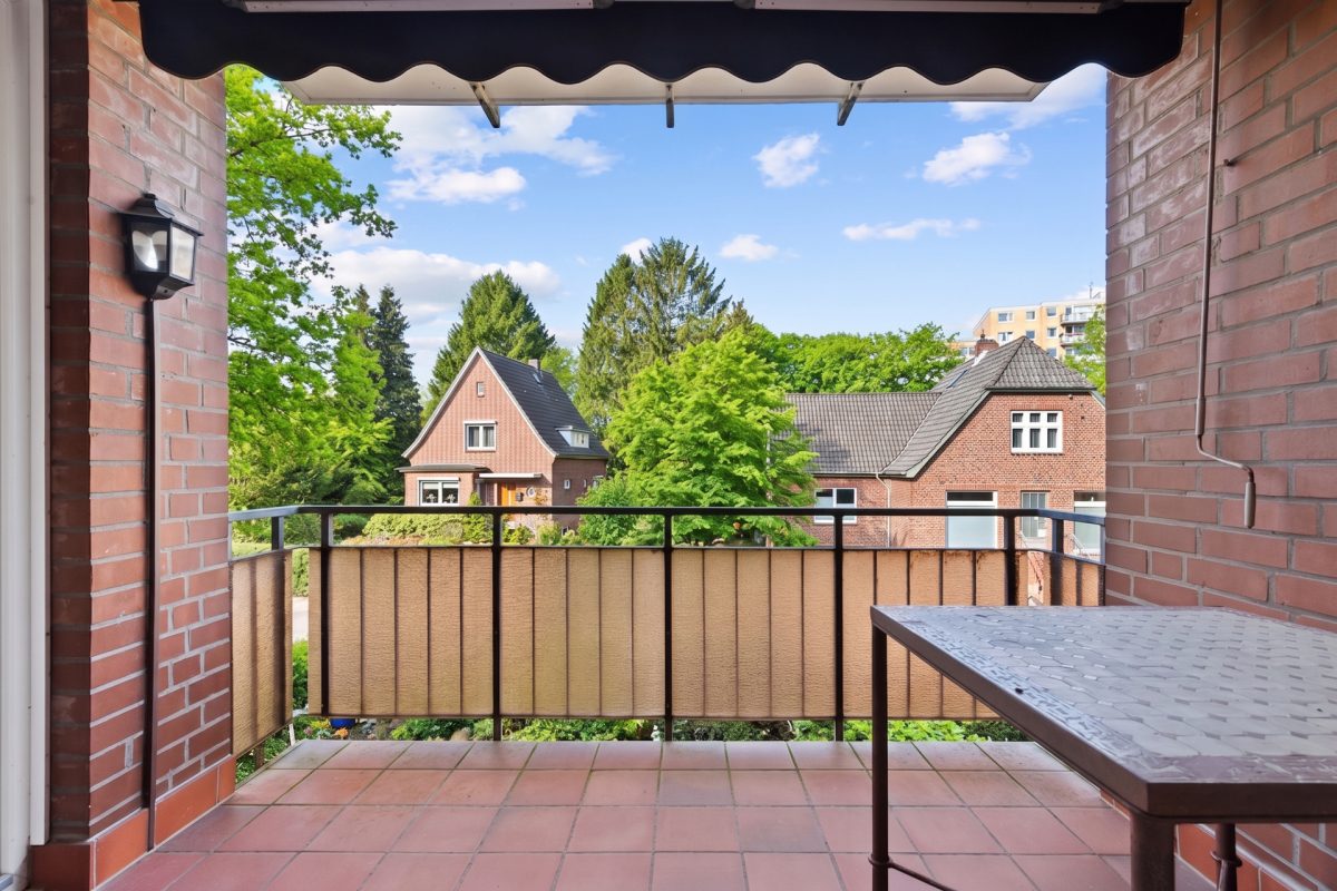 Immobilienangebot - Halstenbek - Alle - Sonnige Balkonwohnung mit Stellplatz in Halstenbek