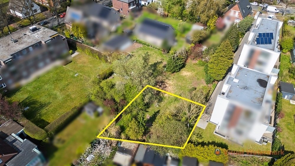 Immobilienangebot - Hamburg / Farmsen-Berne - Alle - Hamburg-Farmsen: Grundstück für ein Einfamilienhaus – positiver Bauvorbescheid liegt vor