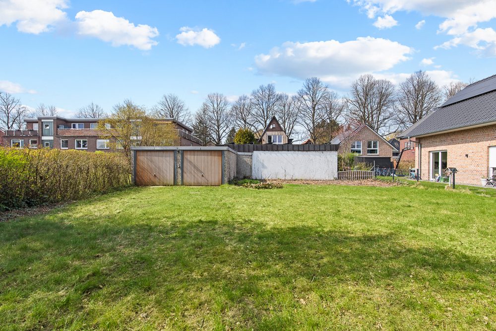 Immobilienangebot - Hamburg / Farmsen-Berne - Alle - Ideal für Familien oder Freunde: Baugrundstück für zwei Doppelhaushälften