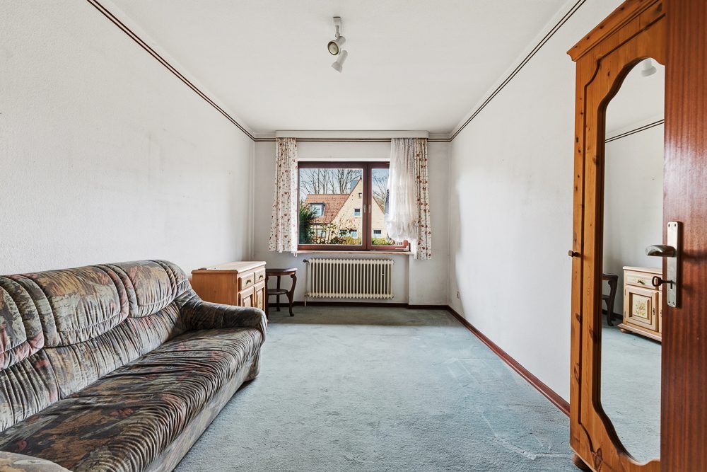 Immobilienangebot - Hamburg / Tonndorf - Alle - Ideal für große Familien oder Mehrgenerationen: Einfamilienhaus mit 271 m² Wohnfläche