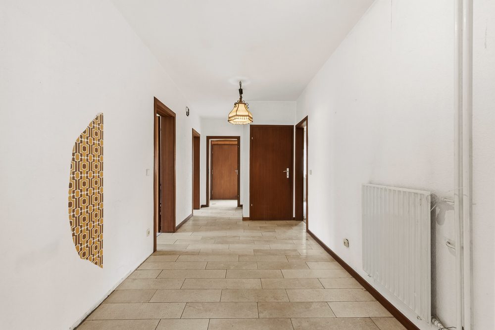 Immobilienangebot - Hamburg / Tonndorf - Alle - Ideal für große Familien oder Mehrgenerationen: Einfamilienhaus mit 271 m² Wohnfläche