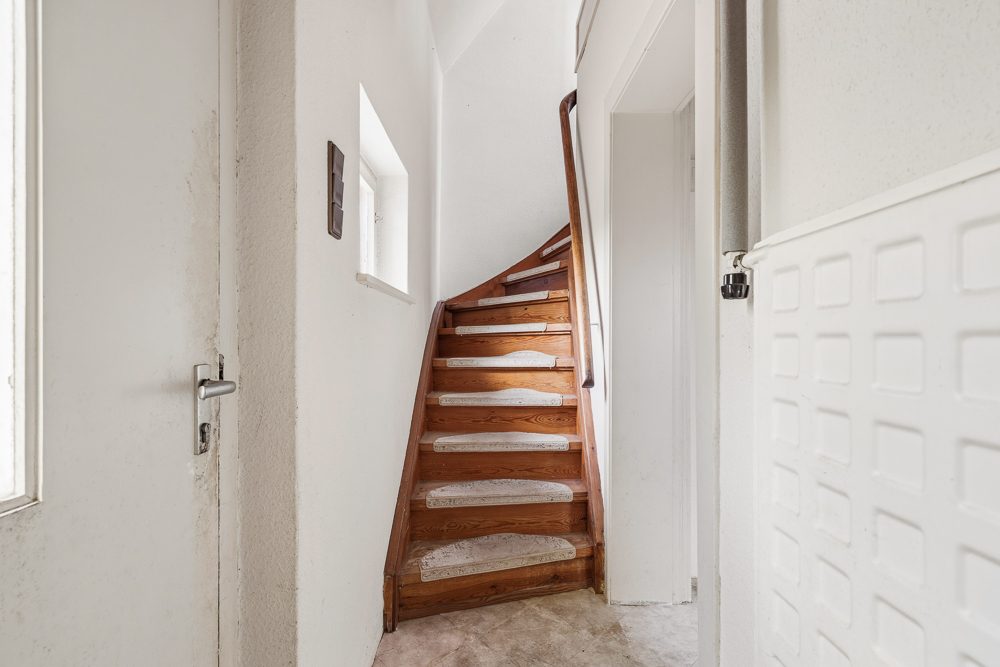 Immobilienangebot - Hamburg / Tonndorf - Alle - Ideal für große Familien oder Mehrgenerationen: Einfamilienhaus mit 271 m² Wohnfläche