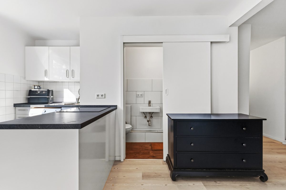 Immobilienangebot - Hamburg / Bramfeld - Alle - Charmanter Altbau trifft moderne Effizienz - vollvermietetes Renditeobjekt mit 5 Wohneinheiten