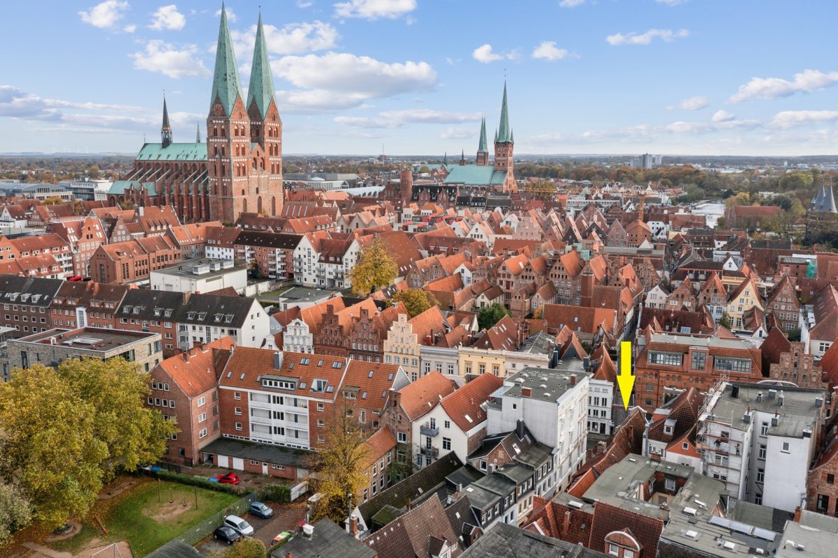 Immobilienangebot - Lübeck / Innenstadt - Alle - Wohn- und Geschäftshaus im Herzen des Lübecker Zentrums