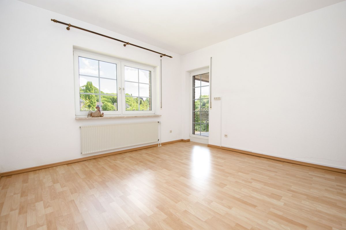 Immobilienangebot - Schenefeld - Alle - Großzügiges Einfamilienhaus mit Einliegerwohnung in ruhiger Sackgassenlage