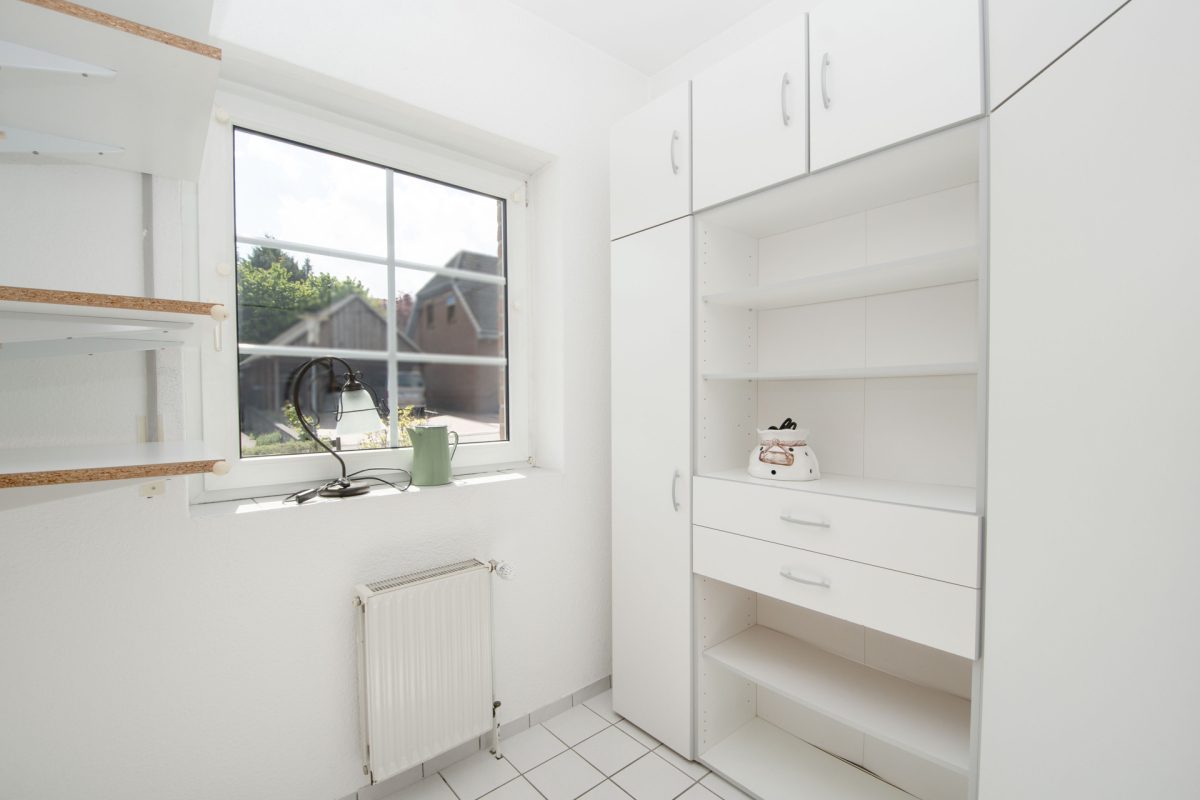 Immobilienangebot - Schenefeld - Alle - Großzügiges Einfamilienhaus mit Einliegerwohnung in ruhiger Sackgassenlage