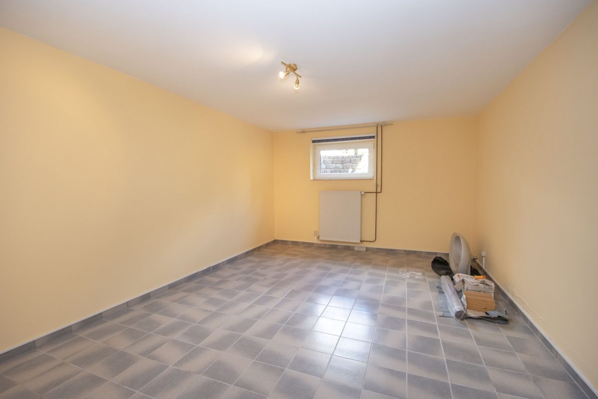 Immobilienangebot - Schenefeld - Alle - Großzügiges Einfamilienhaus mit Einliegerwohnung in ruhiger Sackgassenlage