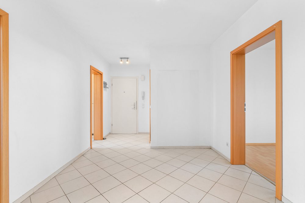 Immobilienangebot - Hamburg / Meiendorf - Alle - Mehr Raum für Ihre Familie - helle 4-Zimmer-Wohnung mit West-Balkon, Aufzug und Außenstellplatz
