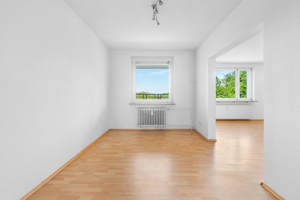 Immobilienangebot - Hamburg / Meiendorf - Alle - Mehr Raum für Ihre Familie - helle 4-Zimmer-Wohnung mit West-Balkon, Aufzug und Außenstellplatz