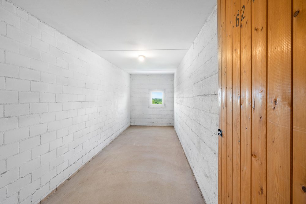 Immobilienangebot - Hamburg / Meiendorf - Alle - Mehr Raum für Ihre Familie - helle 4-Zimmer-Wohnung mit West-Balkon, Aufzug und Außenstellplatz