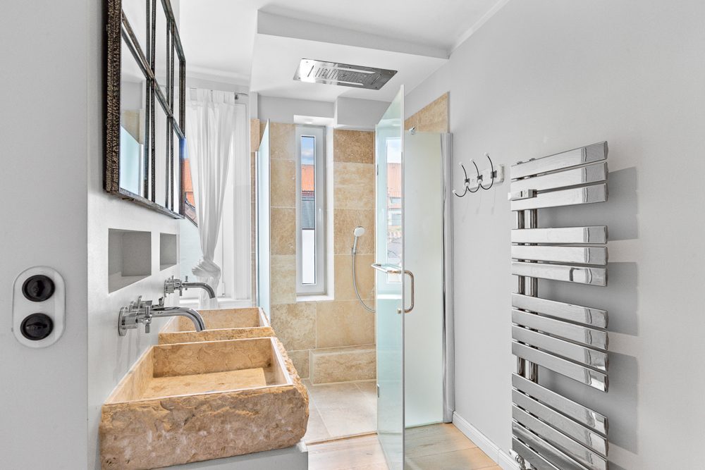 Immobilienangebot - Hamburg / Hoheluft-Ost - Alle - Einzigartiges Wohnen über den Dächern - Loft-Charakter trifft Gründerzeitcharme in Hoheluft-Ost