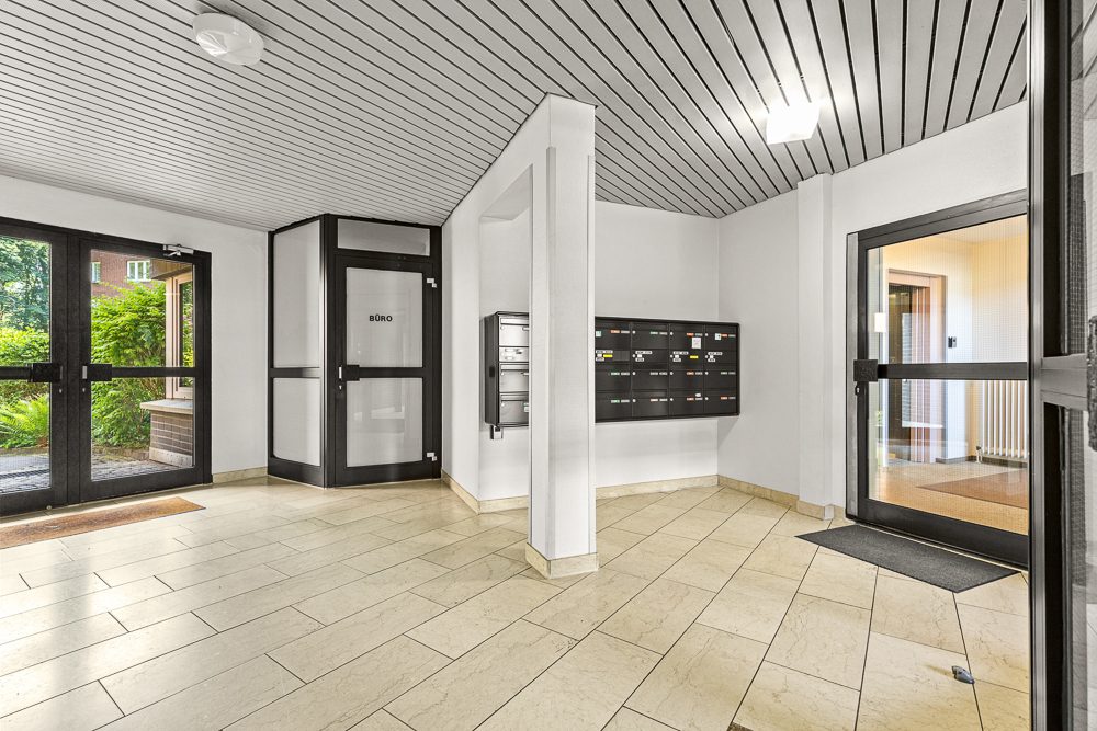 Immobilienangebot - Hamburg / Bergedorf - Alle - Großzügige 3-Zimmer-Wohnung mit Südbalkon, Tiefgarage & Aufzug in grüner Wohnlage