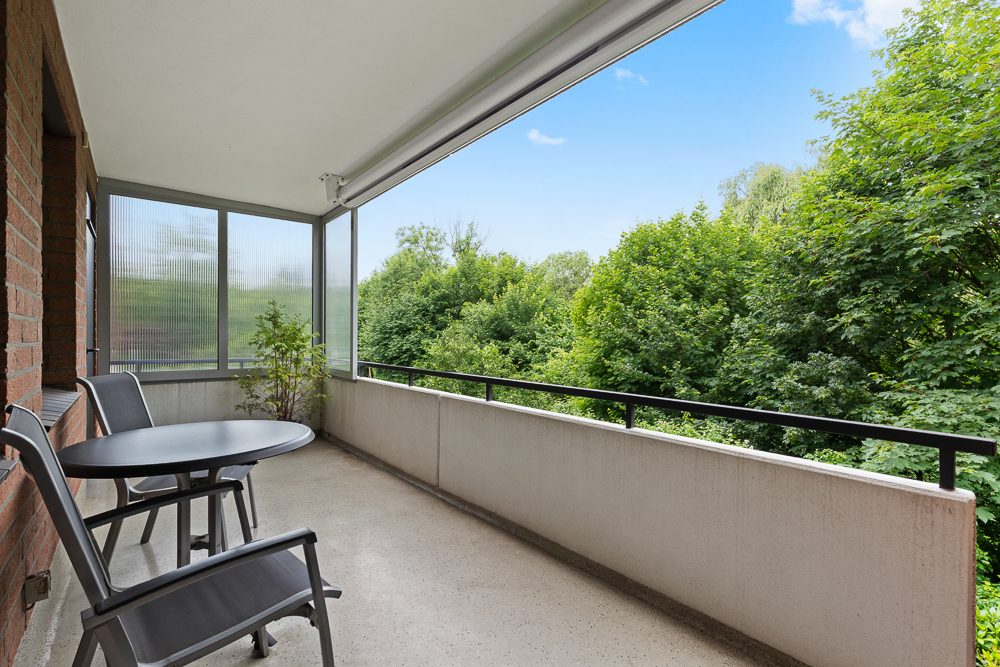 Immobilienangebot - Hamburg / Rahlstedt - Alle - Helle 4-Zimmer-Wohnung mit Parkblick, Aufzug und Tiefgaragenstellplatz in Alt-Rahlstedt