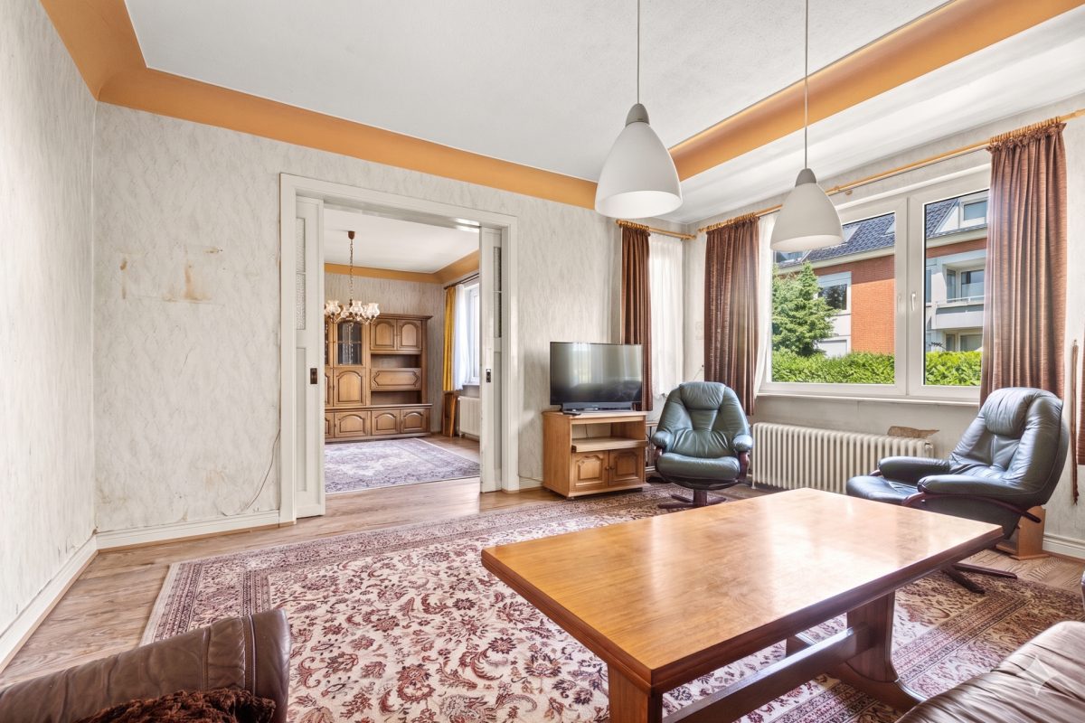 Immobilienangebot - Hamburg / Rahlstedt - Alle - Einfamilienhaus mit Charme in traumhafter Anliegerstraße von Hamburg-Rahlstedt
