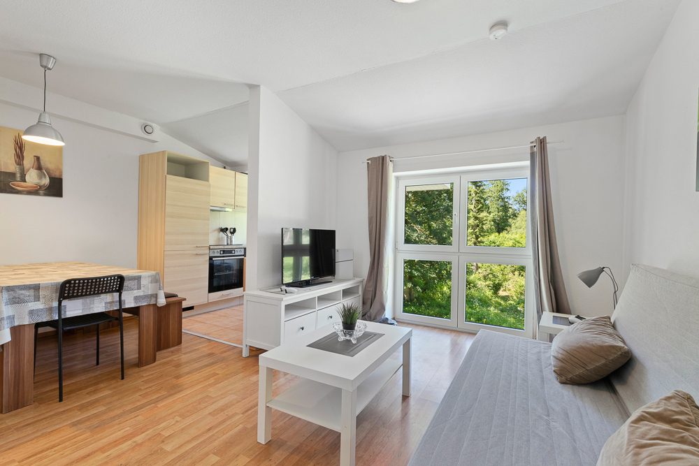 Immobilienangebot - Hamburg / Duvenstedt - Alle - Neuwertige 3-Zimmer-Wohnung mit Stellplatz und Blick ins Grüne in HH-Duvenstedt