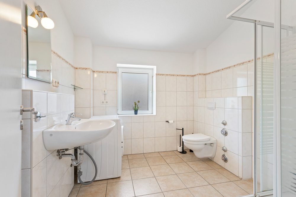 Immobilienangebot - Hamburg / Duvenstedt - Alle - Neuwertige 3-Zimmer-Wohnung mit Stellplatz und Blick ins Grüne in HH-Duvenstedt