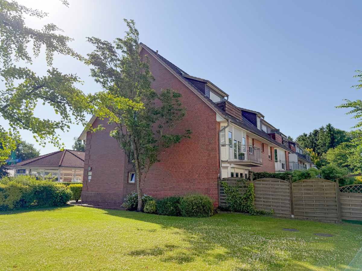 Immobilienangebot - Schenefeld - Alle - Zwei Zimmer Wohnung in kleiner Wohnanlage
im Herzen von Schenefeld bei Itzehoe