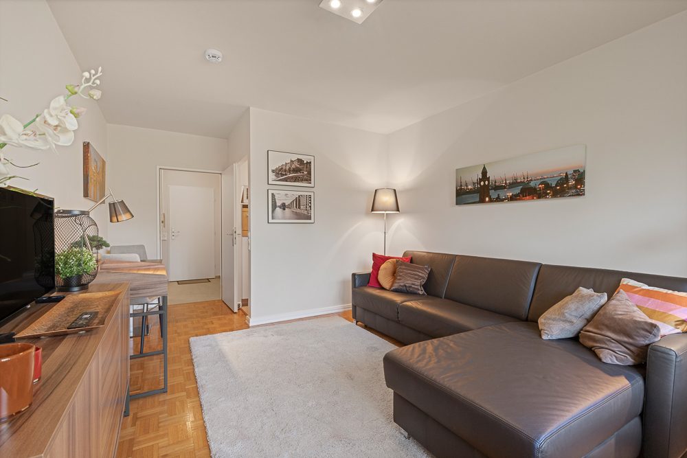 Immobilienangebot - Hamburg / Rahlstedt - Alle - TOP-1-Zimmer-Wohnung im Hochparterre, komplett möbliert und sofort bezugsfertig oder vermietbar