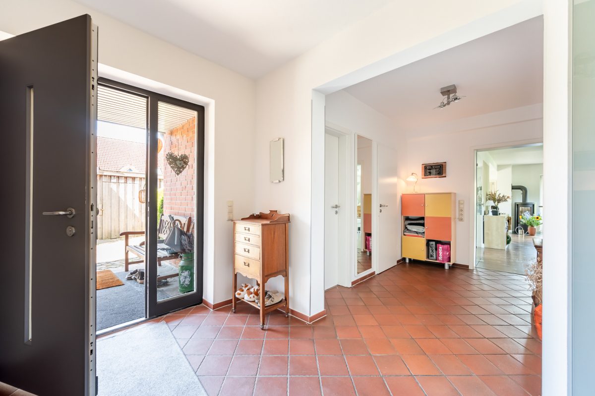 Immobilienangebot - Lübeck - Alle - Familienglück: Traumhaftes Einfamilienhaus mit herrlichem Garten und erstklassiger Ausstattung