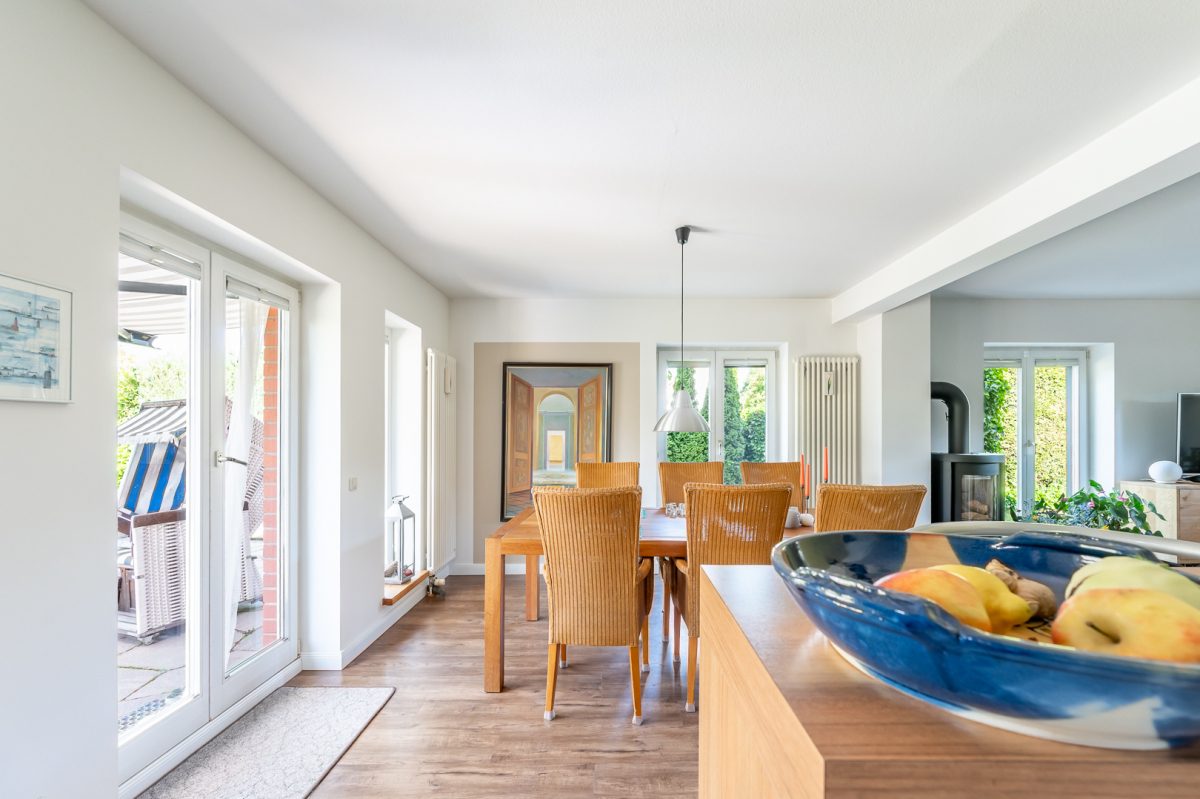 Immobilienangebot - Lübeck - Alle - Familienglück: Traumhaftes Einfamilienhaus mit herrlichem Garten und erstklassiger Ausstattung