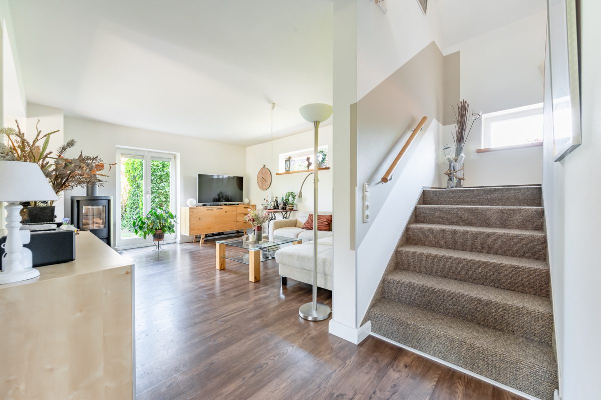 Immobilienangebot - Lübeck - Alle - Familienglück: Traumhaftes Einfamilienhaus mit herrlichem Garten und erstklassiger Ausstattung