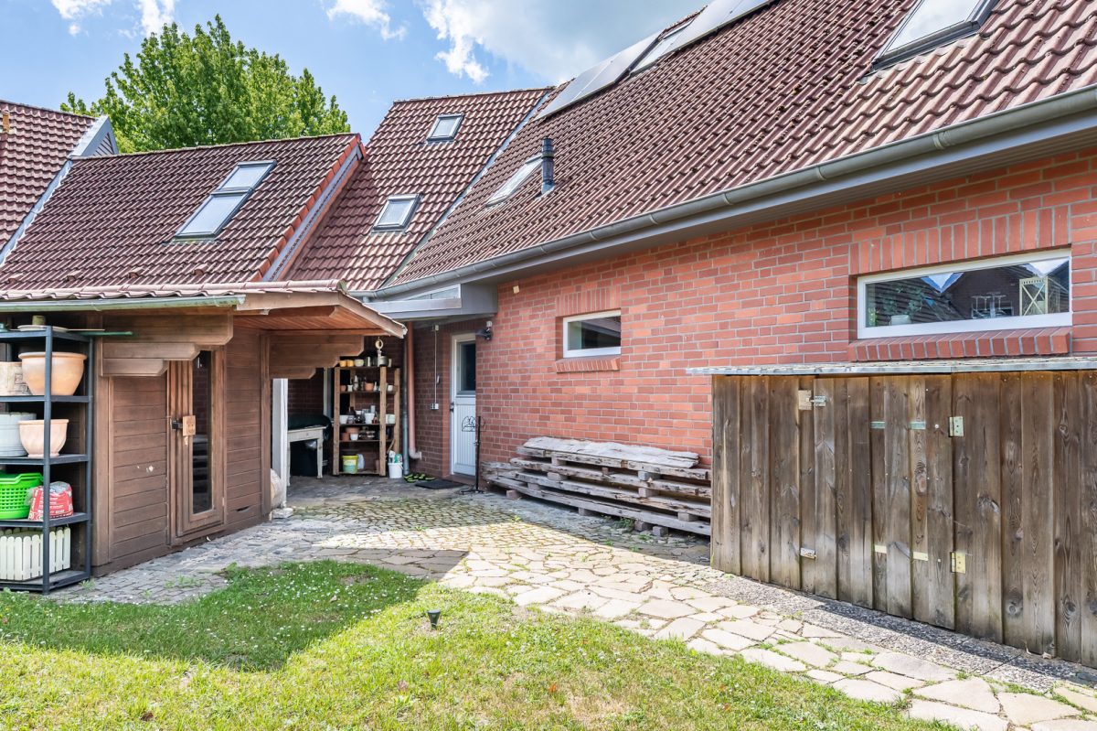 Immobilienangebot - Lübeck - Alle - Familienglück: Traumhaftes Einfamilienhaus mit herrlichem Garten und erstklassiger Ausstattung