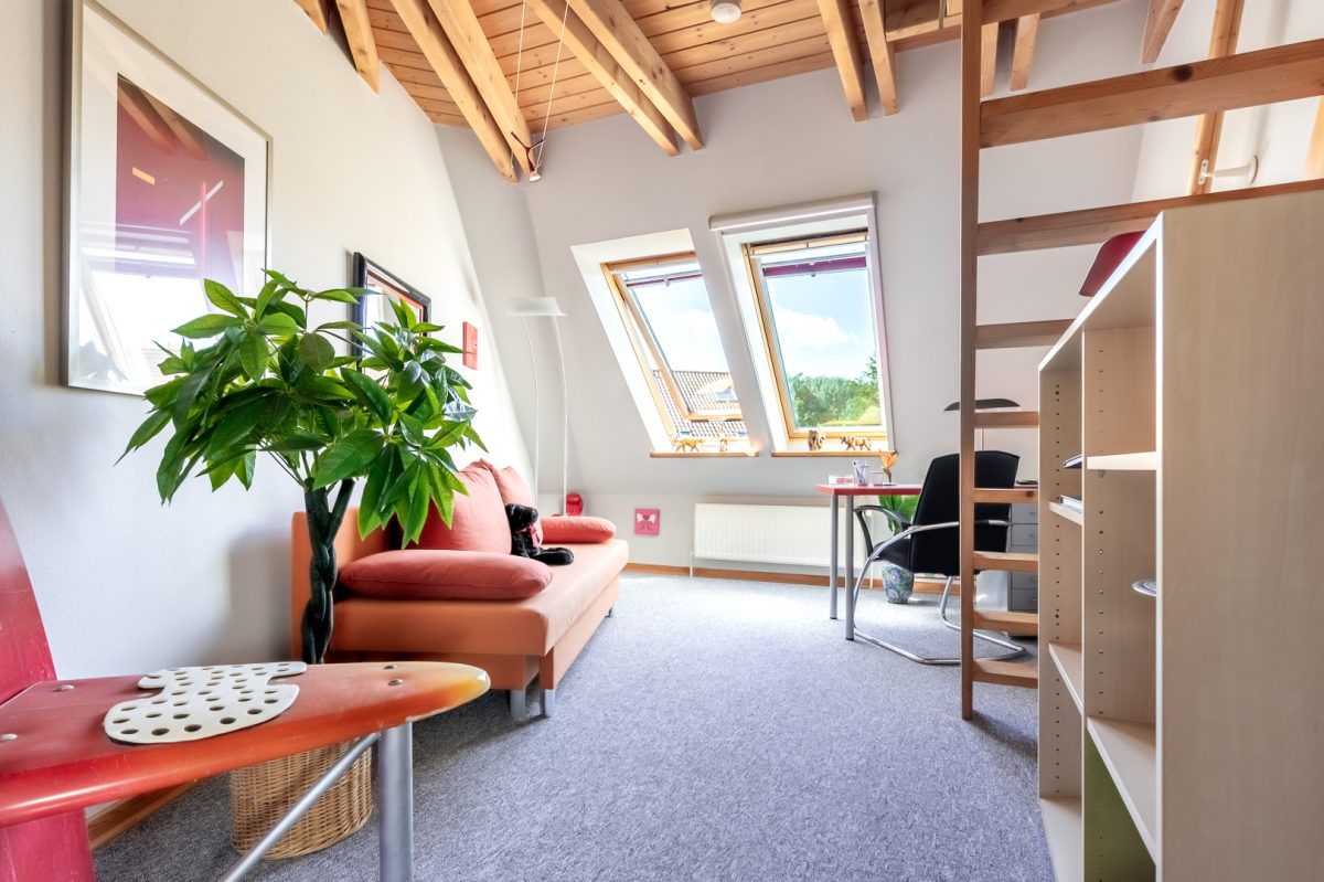 Immobilienangebot - Lübeck - Alle - Familienglück: Traumhaftes Einfamilienhaus mit herrlichem Garten und erstklassiger Ausstattung