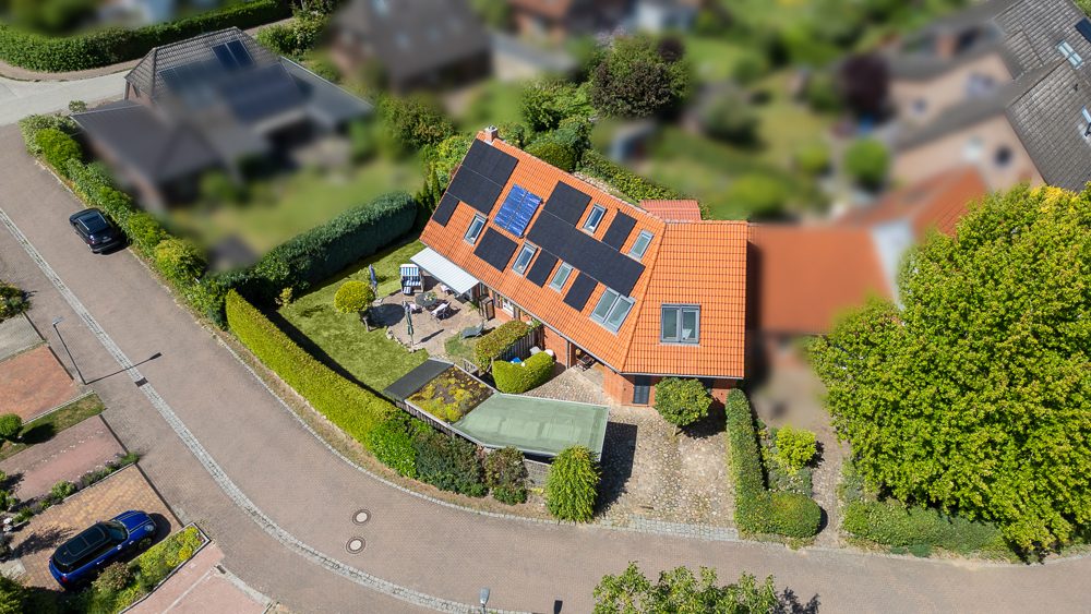 Immobilienangebot - Lübeck - Alle - Familienglück: Traumhaftes Einfamilienhaus mit herrlichem Garten und erstklassiger Ausstattung