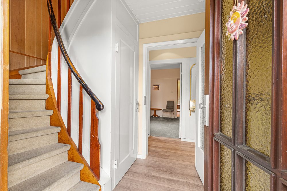Immobilienangebot - Hamburg / Meiendorf - Alle - Sanierungsobjekt: Zweifamilienhaus im grünen und ruhigen Meiendorf