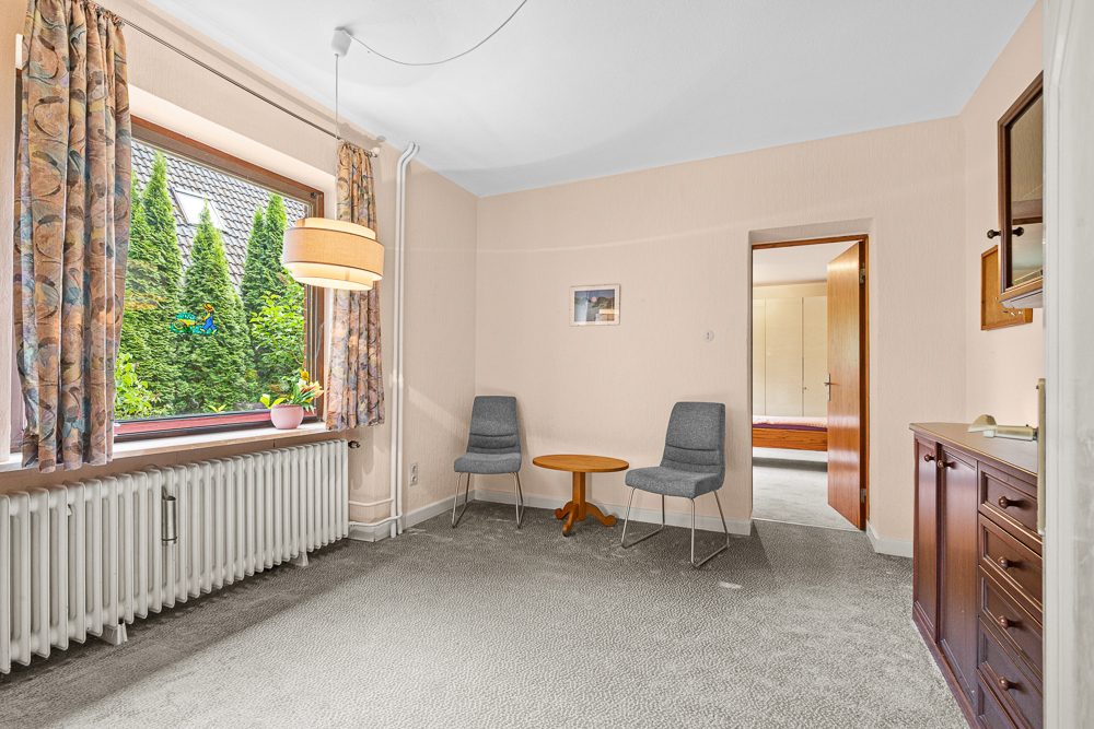 Immobilienangebot - Hamburg / Meiendorf - Alle - Sanierungsobjekt: Zweifamilienhaus im grünen und ruhigen Meiendorf