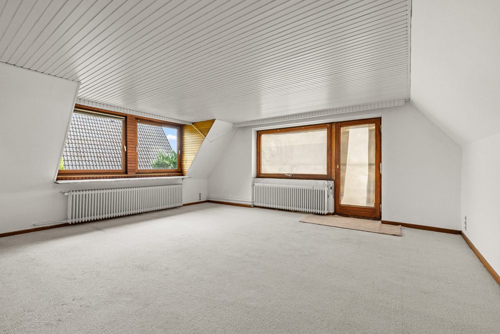 Immobilienangebot - Hamburg / Meiendorf - Alle - Sanierungsobjekt: Zweifamilienhaus im grünen und ruhigen Meiendorf
