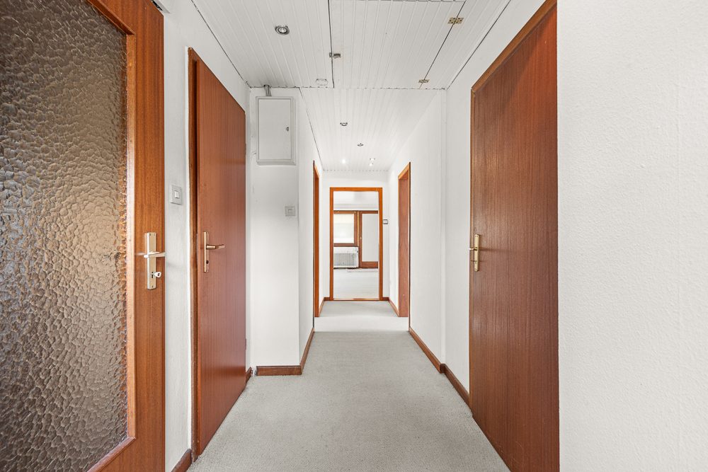 Immobilienangebot - Hamburg / Meiendorf - Alle - Sanierungsobjekt: Zweifamilienhaus im grünen und ruhigen Meiendorf