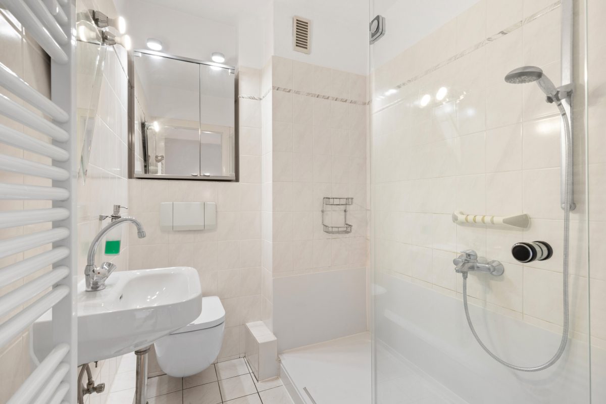 Immobilienangebot - Hamburg / Meiendorf - Alle - WARTELISTE! Reihenhaus mit grünem, liebevoll angelegtem Westgarten und viel Platz zum Wohlfühlen