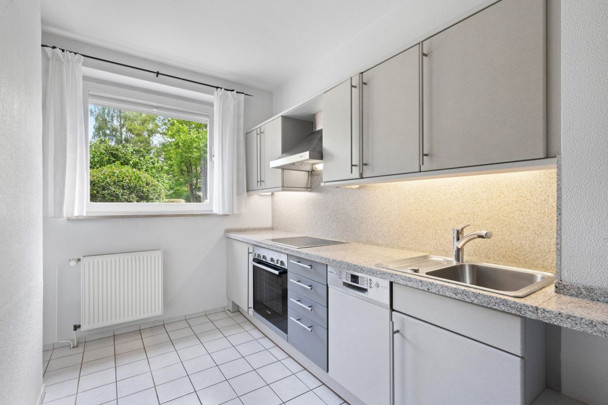 Immobilienangebot - Hamburg / Meiendorf - Alle - WARTELISTE! Reihenhaus mit grünem, liebevoll angelegtem Westgarten und viel Platz zum Wohlfühlen