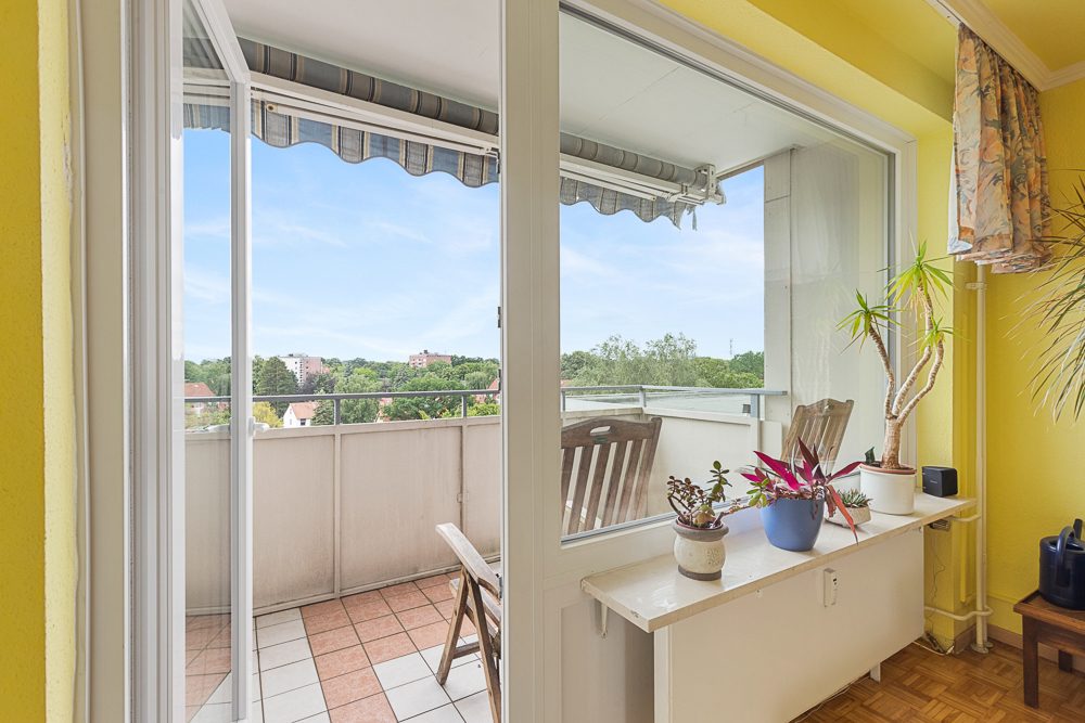 Immobilienangebot - Hamburg / Steilshoop - Alle - NUR NOCH WARTELISTE ! Großzügige 3-Zimmer-Wohnung mit vielen Möglichkeiten & Weitblick ins Grüne