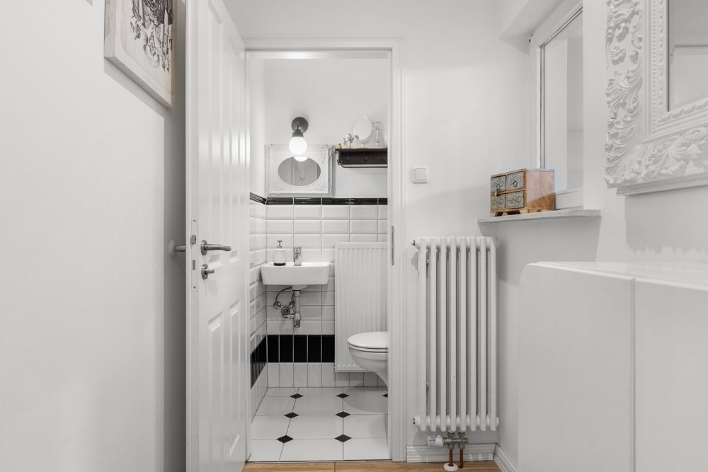 Immobilienangebot - Reinbek - Alle - Zweifamilienhaus mit Einliegerwohnung – modernisiert, renditestark ideal für Eigennutzer und Anleger