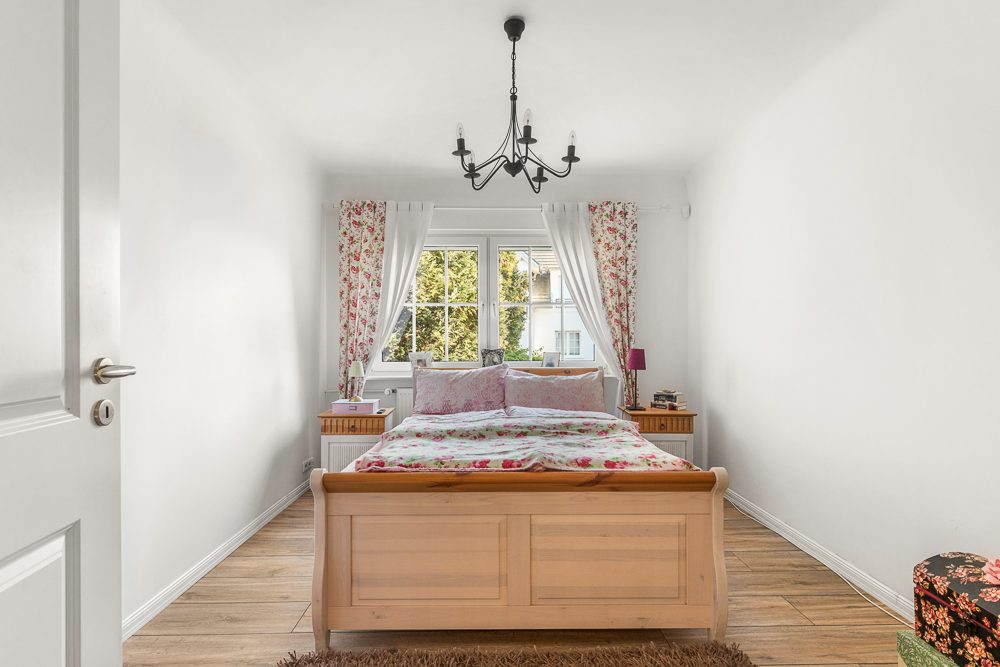 Immobilienangebot - Reinbek - Alle - Zweifamilienhaus mit Einliegerwohnung – modernisiert, renditestark ideal für Eigennutzer und Anleger