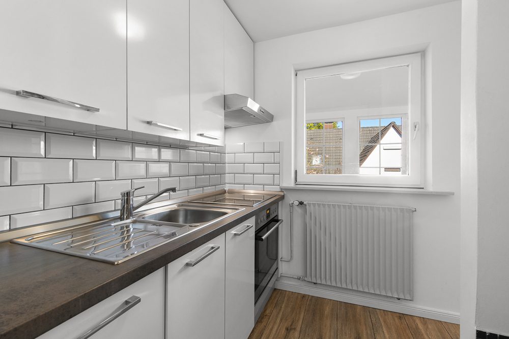 Immobilienangebot - Reinbek - Alle - Zweifamilienhaus mit Einliegerwohnung – modernisiert, renditestark ideal für Eigennutzer und Anleger