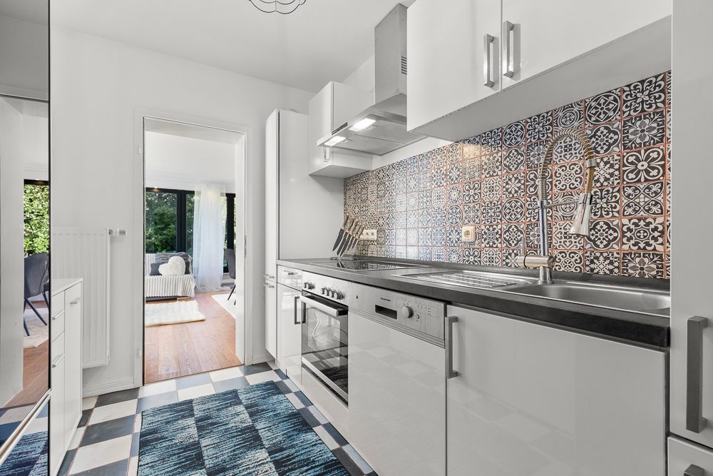 Immobilienangebot - Reinbek - Alle - Zweifamilienhaus mit Einliegerwohnung – modernisiert, renditestark ideal für Eigennutzer und Anleger