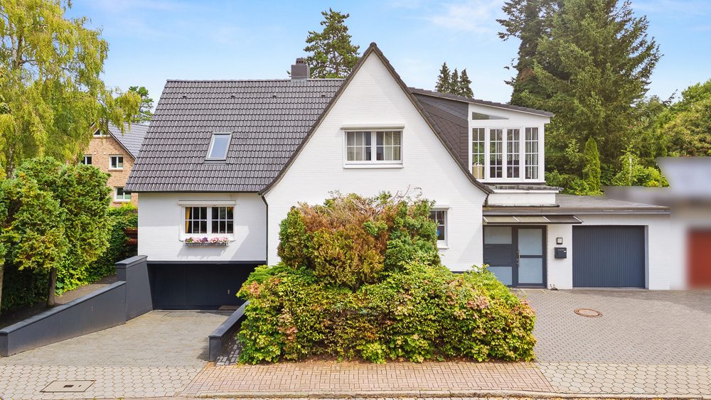Immobilienangebot - Reinbek - Alle - Zweifamilienhaus mit Einliegerwohnung – modernisiert, renditestark ideal für Eigennutzer und Anleger