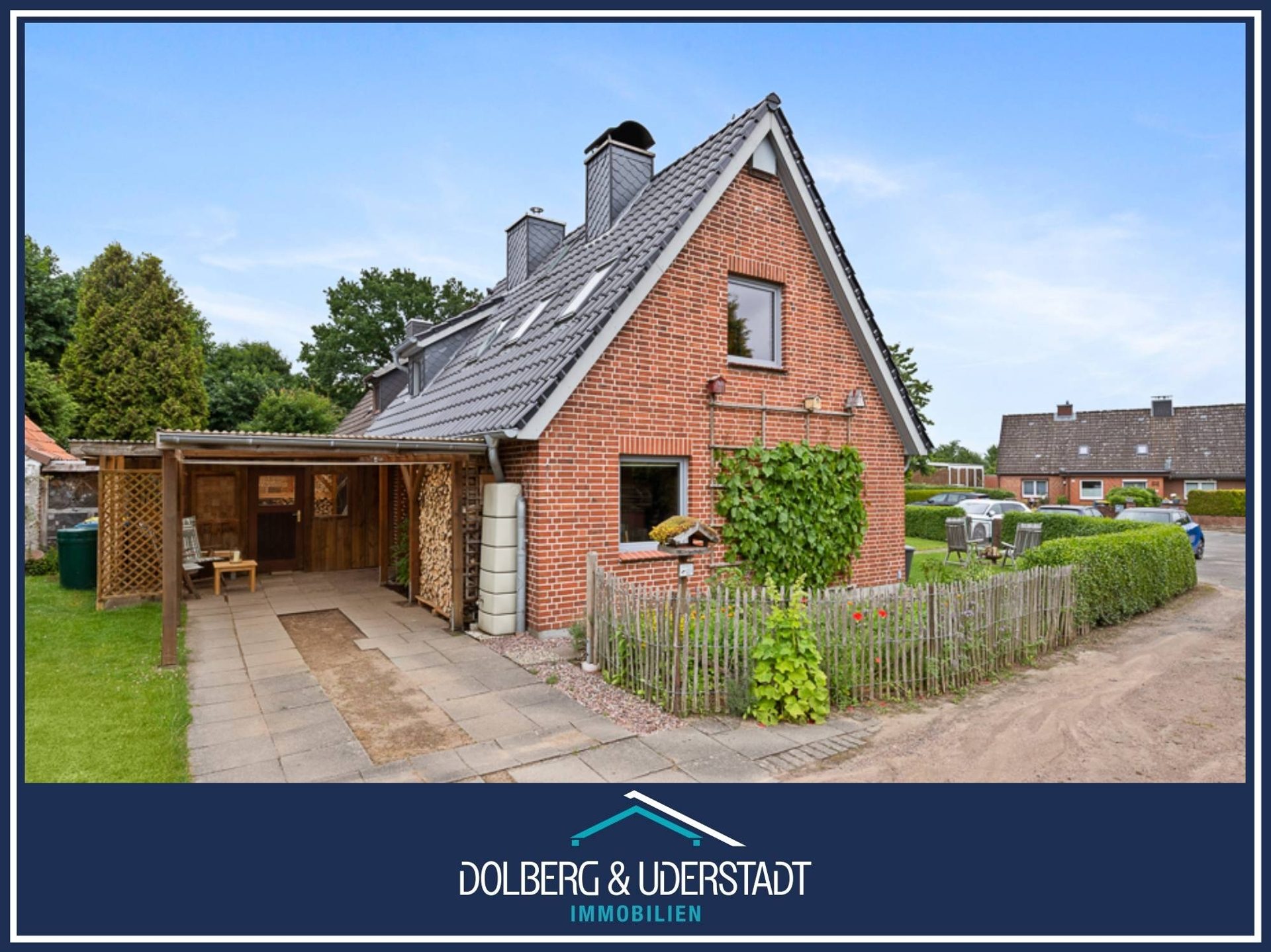 Immobilienangebot - Trittau - Alle - Doppelhaushälfte mit Carport, Energieklasse B!
Wohnfl. ca. 59 m² + ca. 39 m² wohnlich ausgebautes DG