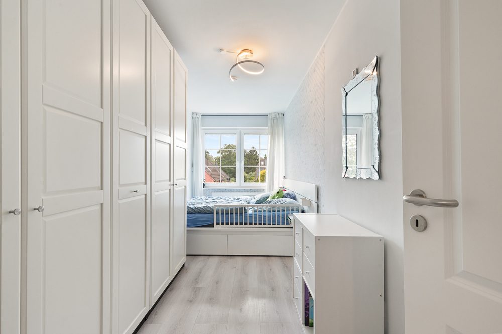 Immobilienangebot - Hamburg / Rahlstedt - Alle - Modernisierte Doppelhaushälfte mit Kamin und Wallbox in ruhiger Wohnlage von Oldenfelde / Rahlstedt