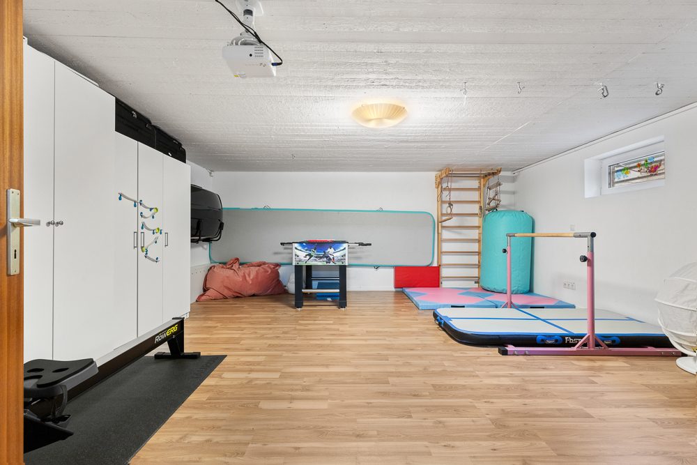 Immobilienangebot - Hamburg / Rahlstedt - Alle - Modernisierte Doppelhaushälfte mit Kamin und Wallbox in ruhiger Wohnlage von Oldenfelde / Rahlstedt