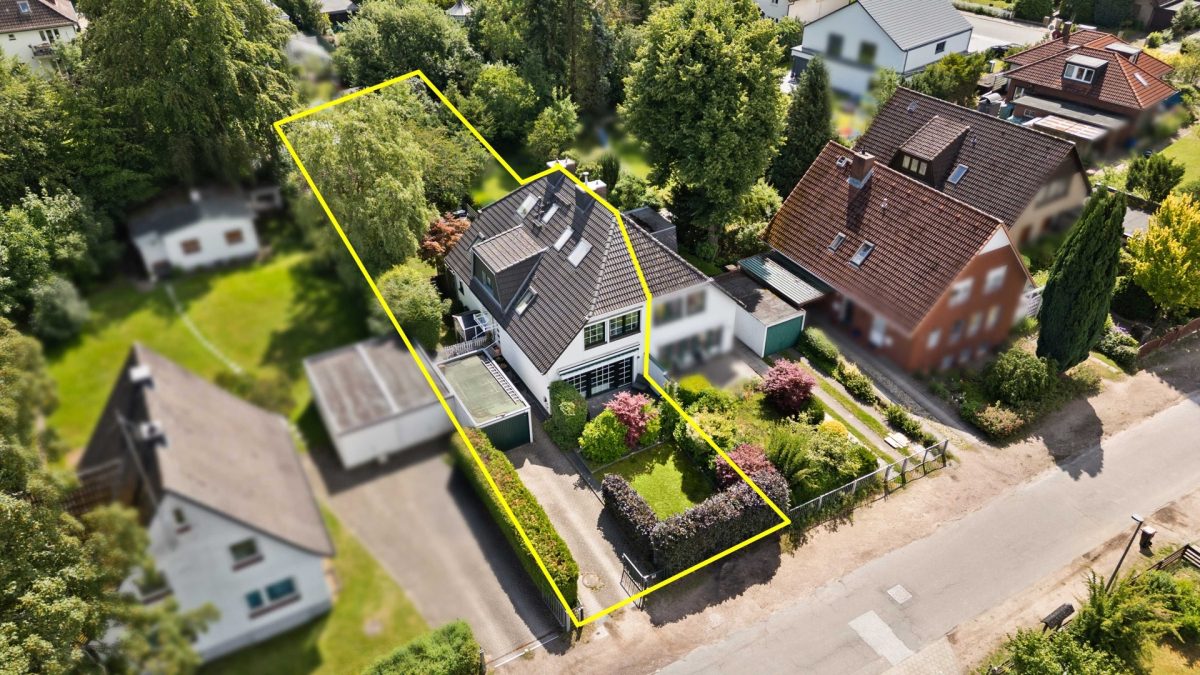 Immobilienangebot - Hamburg / Rahlstedt - Alle - Modernisierte Doppelhaushälfte mit Kamin und Wallbox in ruhiger Wohnlage von Oldenfelde / Rahlstedt
