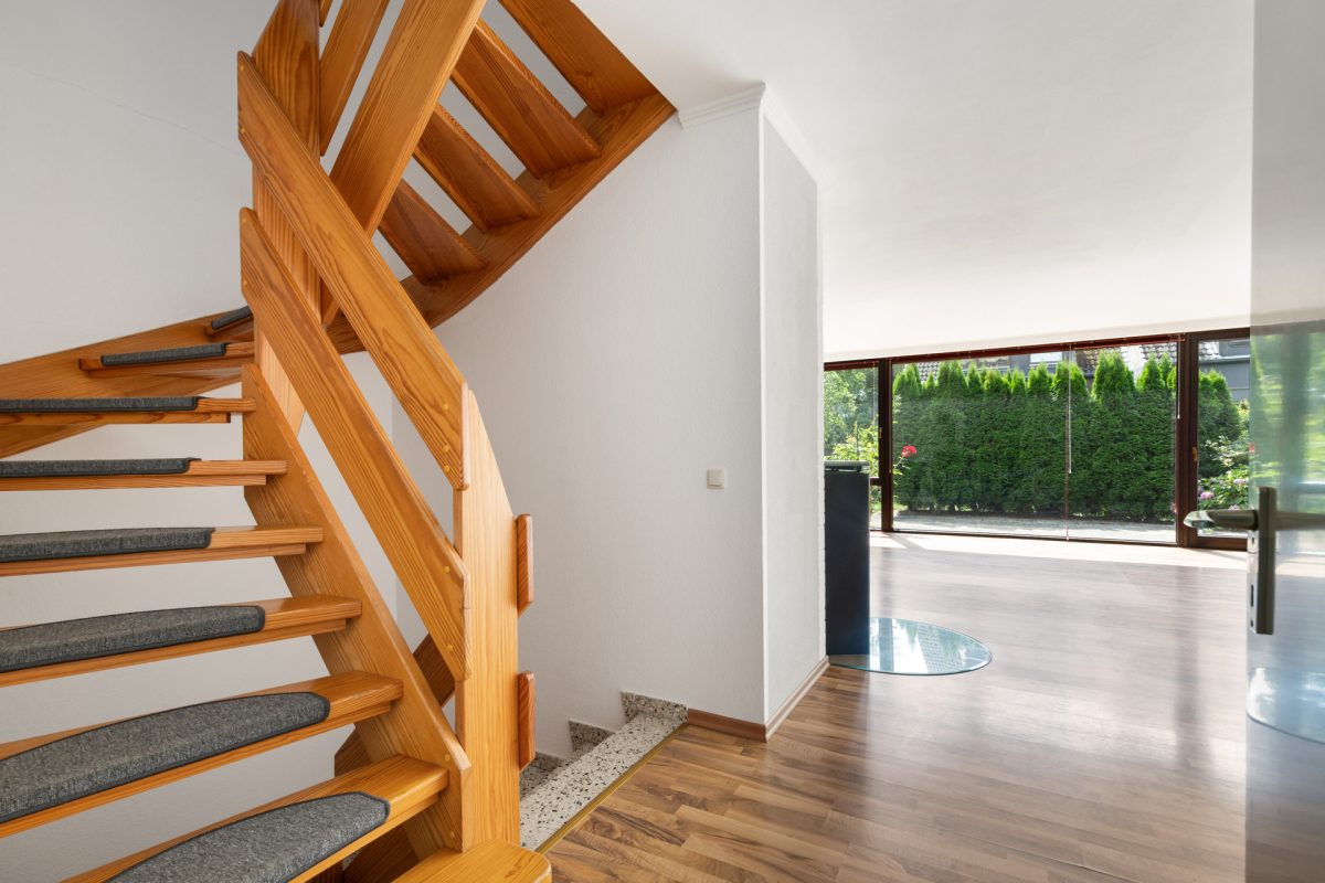 Immobilienangebot - Hamburg / Rahlstedt - Alle - Familienfreundliches Endreihenhaus mit viel Platz und sonniger Terrasse