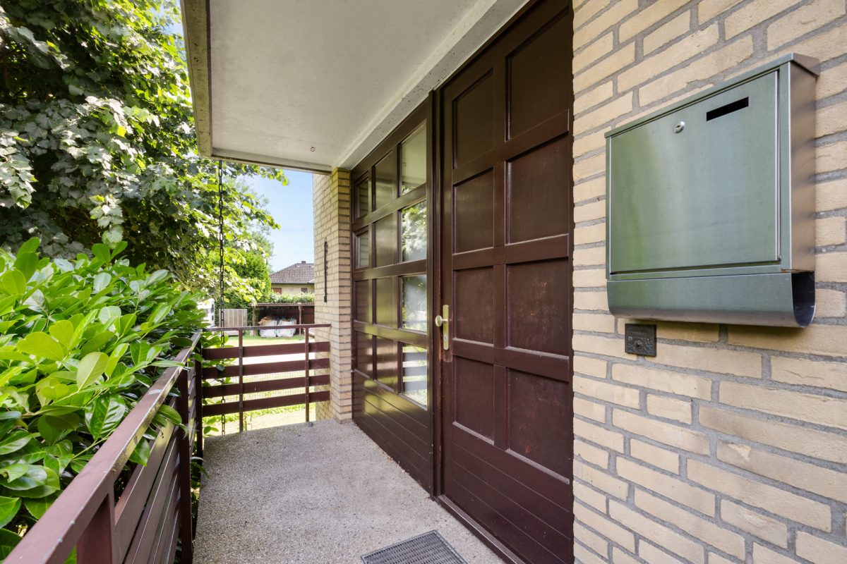 Immobilienangebot - Hamburg / Rahlstedt - Alle - Familienfreundliches Endreihenhaus mit viel Platz und sonniger Terrasse