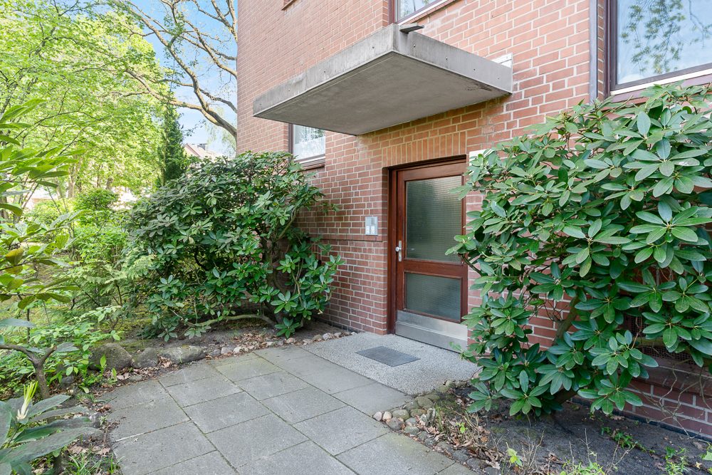 Immobilienangebot - Hamburg / Meiendorf - Alle - Großzügige 4-Zimmer-Dachgeschosswohnung und Galerie auf ca. 122 m² mit Dachterrasse & Garage
