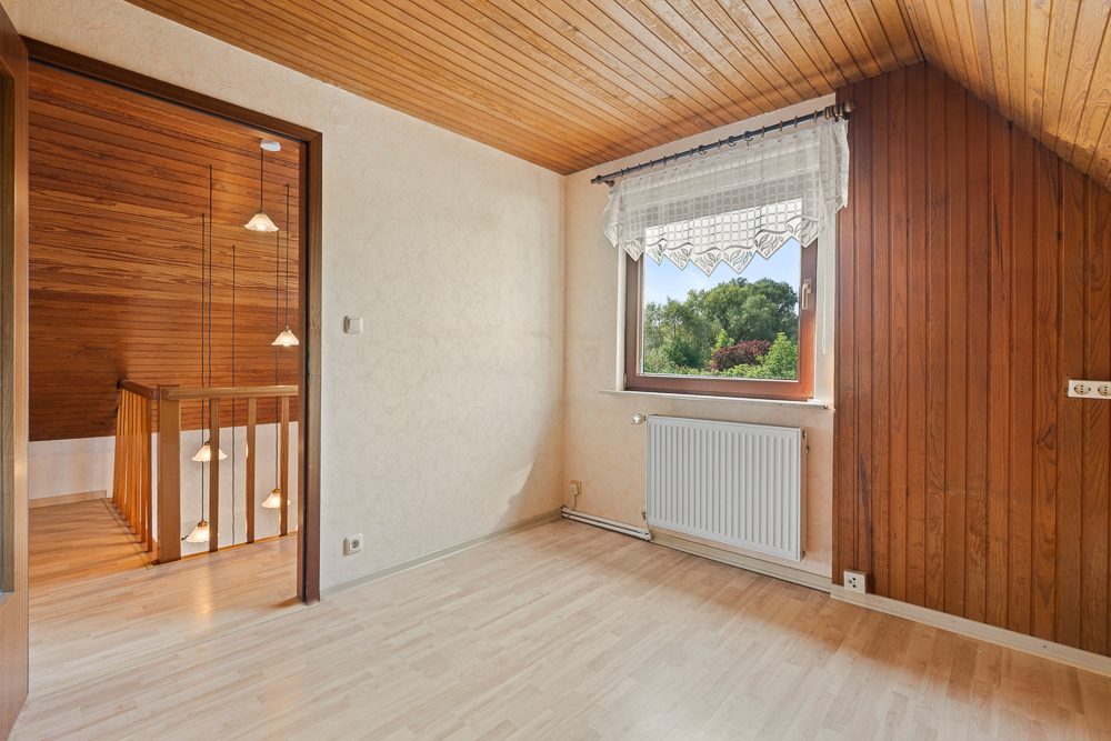 Immobilienangebot - Hamburg / Neuland - Alle - Charaktervolle Doppelhaushälfte mit Traumgarten, Pool und Garage in Harburg